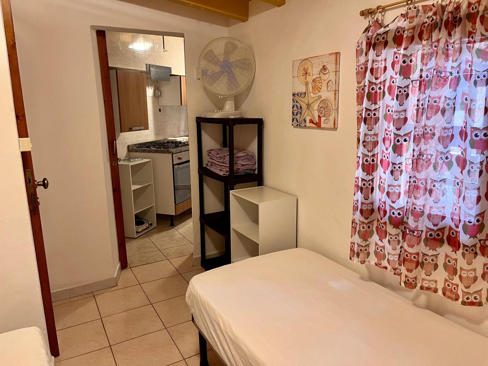 Rustico Porto Pino 30 Mt Dalla Spiaggia Exterior foto